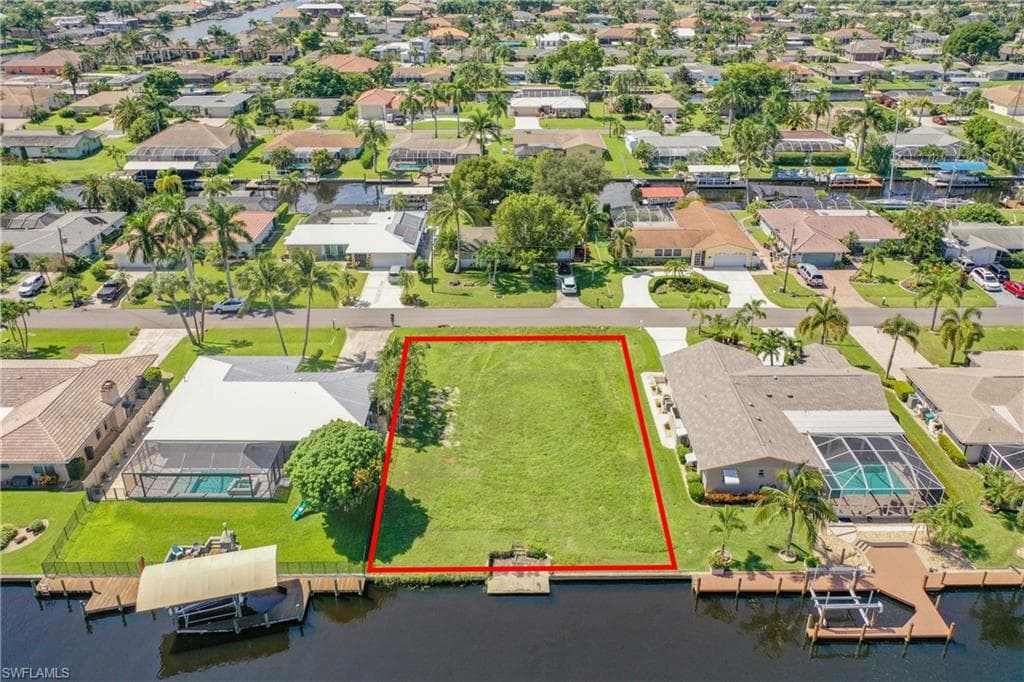 139 SW 53rd ST CAPE CORAL, FL 33914
