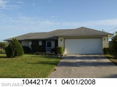 5530 Beauty ST LEHIGH ACRES, FL 33971