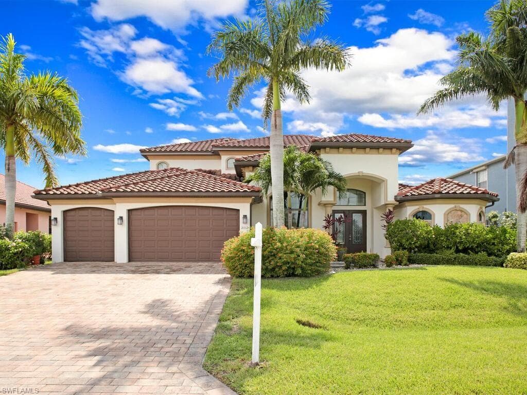 2812 SW 29th CT CAPE CORAL, FL 33914