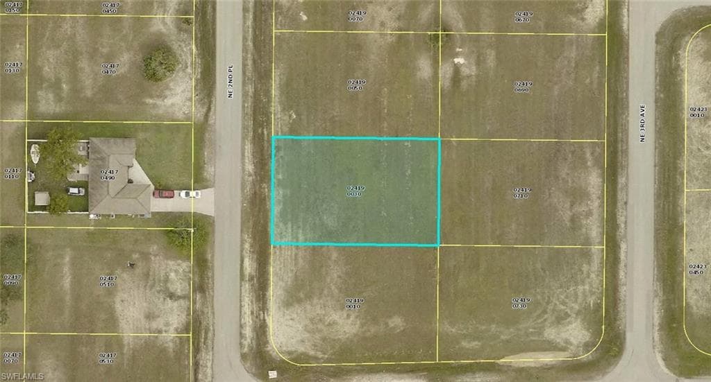 921 NE 2nd PL CAPE CORAL, FL 33909