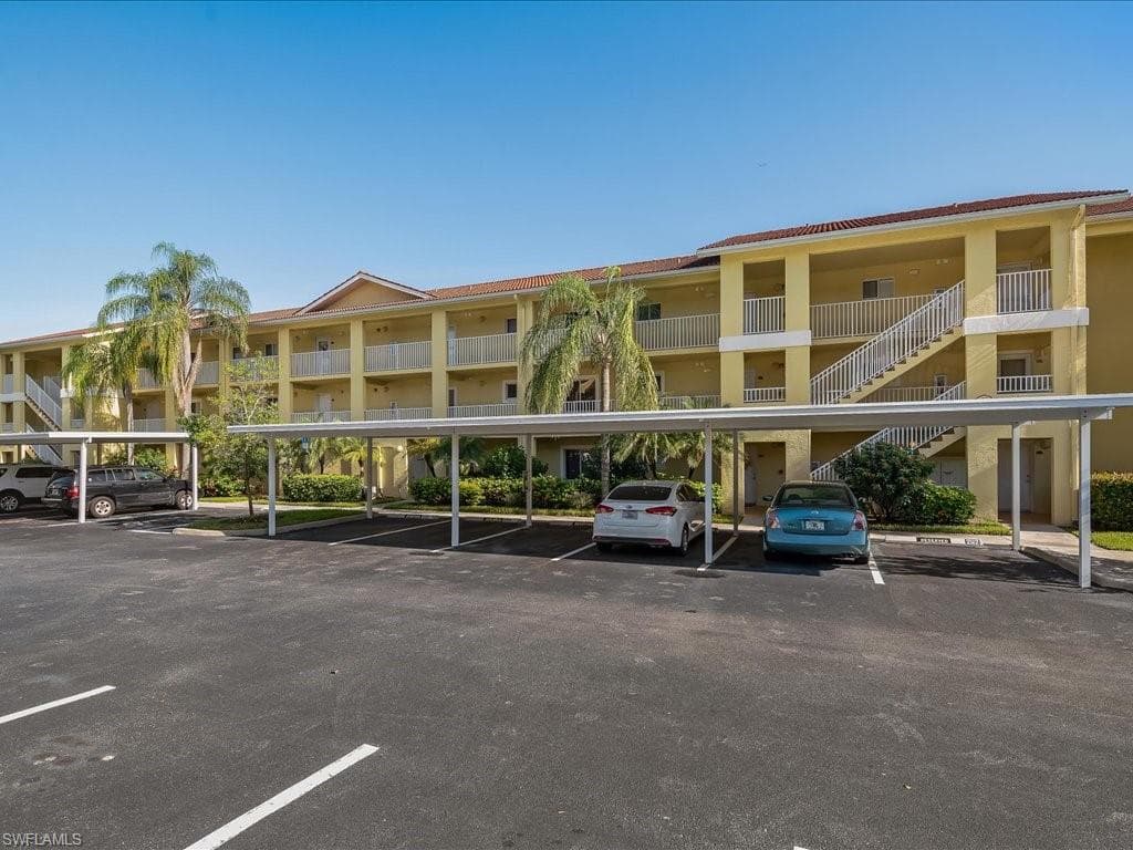 8274 Key Royal CIR 1033 NAPLES, FL 34119