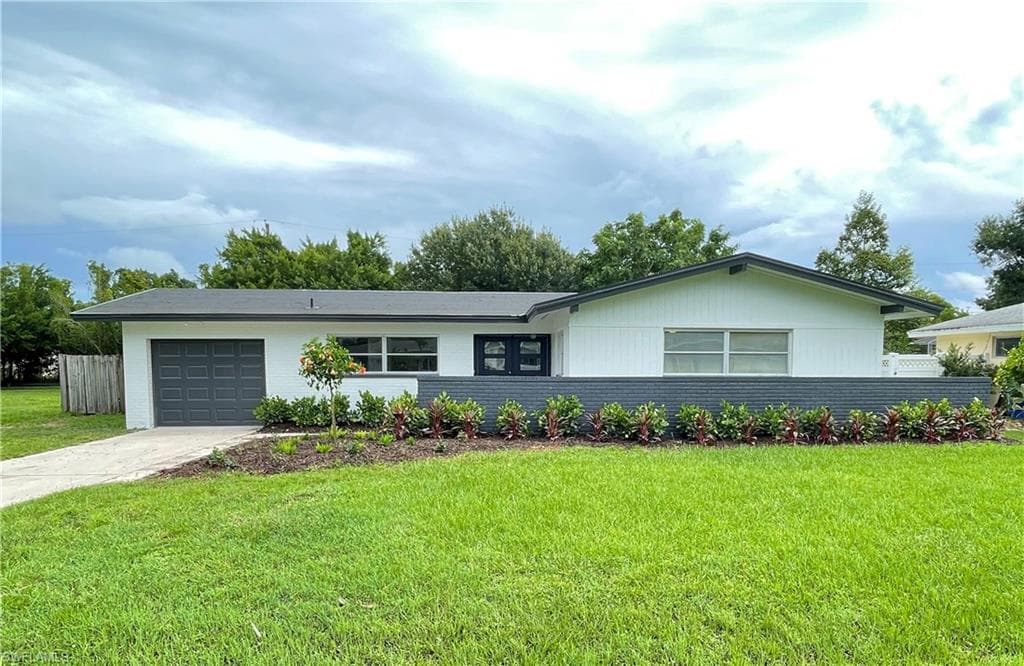 905 Dean WAY FORT MYERS, FL 33919