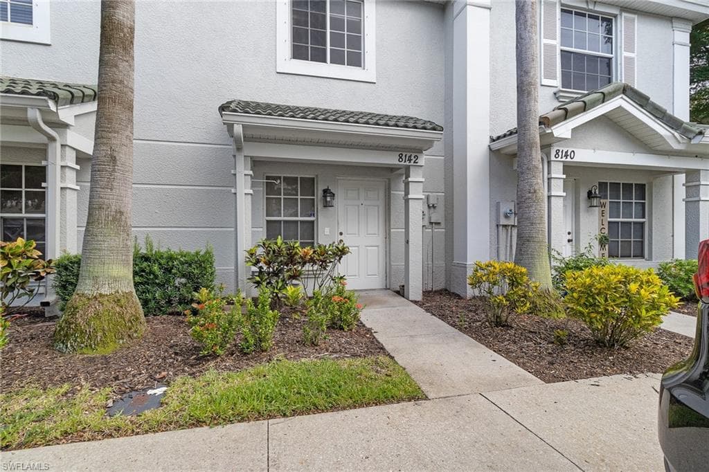 8142 Pacific Beach DR FORT MYERS, FL 33966