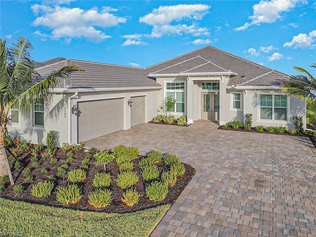 18549 Wildblue BLVD FORT MYERS, FL 33913