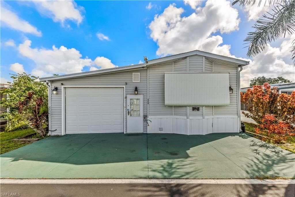 11 Cimmaron TRL 29 NAPLES, FL 34113