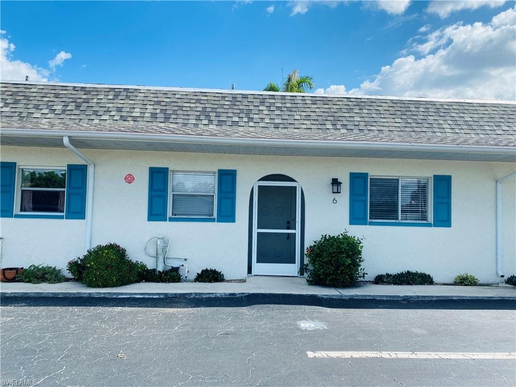 1220 SE 40th ST 6 CAPE CORAL, FL 33904