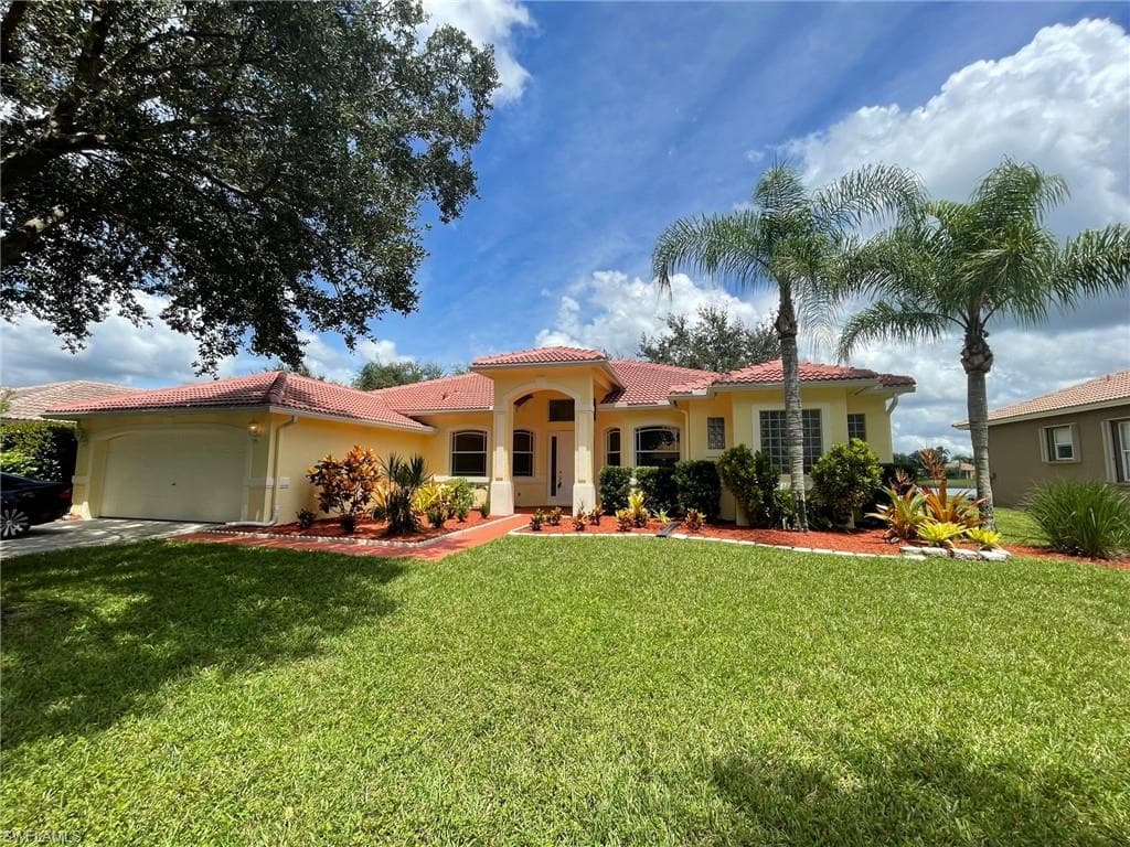 860 Grand Rapids BLVD NAPLES, FL 34120