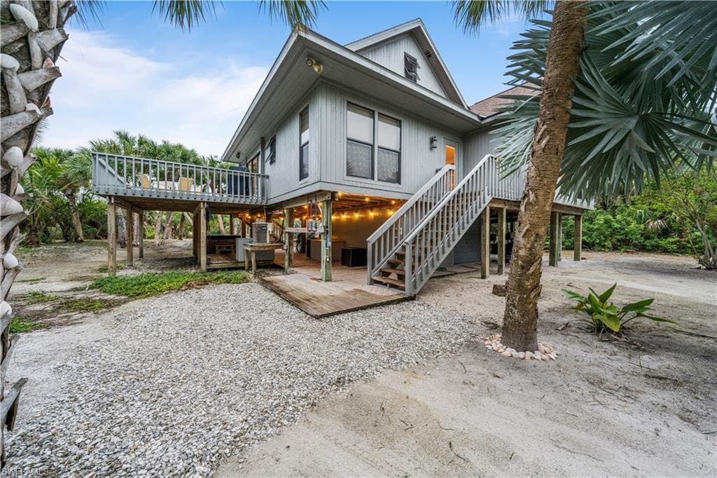 4541 Harbor Bend DR Upper Captiva, FL 33924