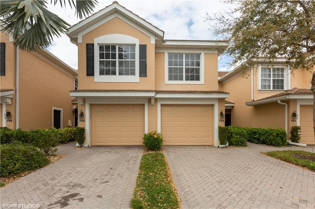 2631 Somerville LOOP 703 CAPE CORAL, FL 33991