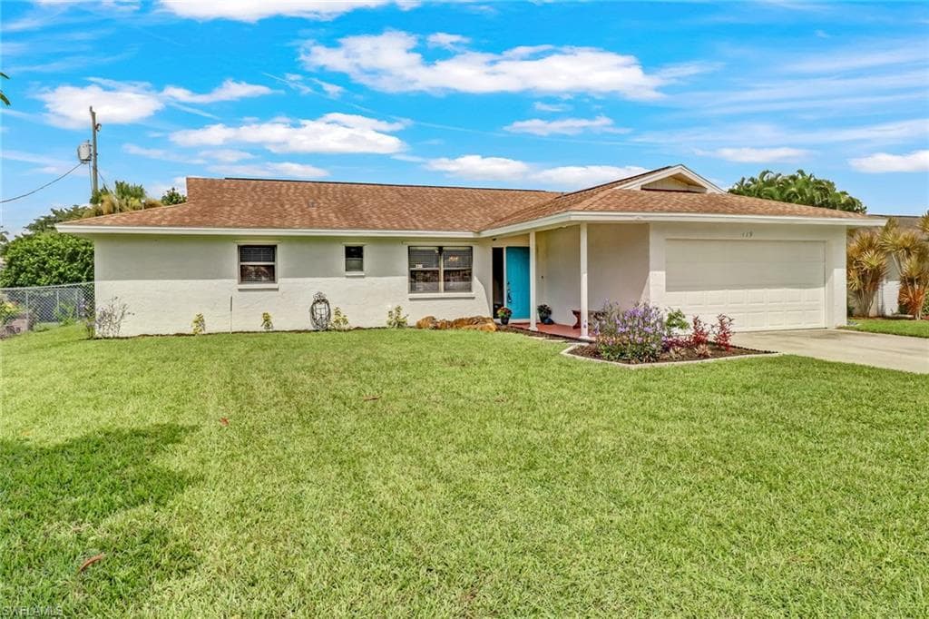 119 Flame Vine DR NAPLES, FL 34110