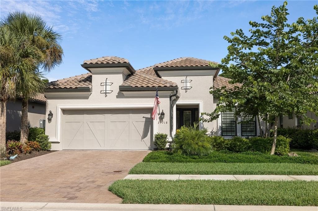 23718 Pebble Pointe LN ESTERO, FL 34135
