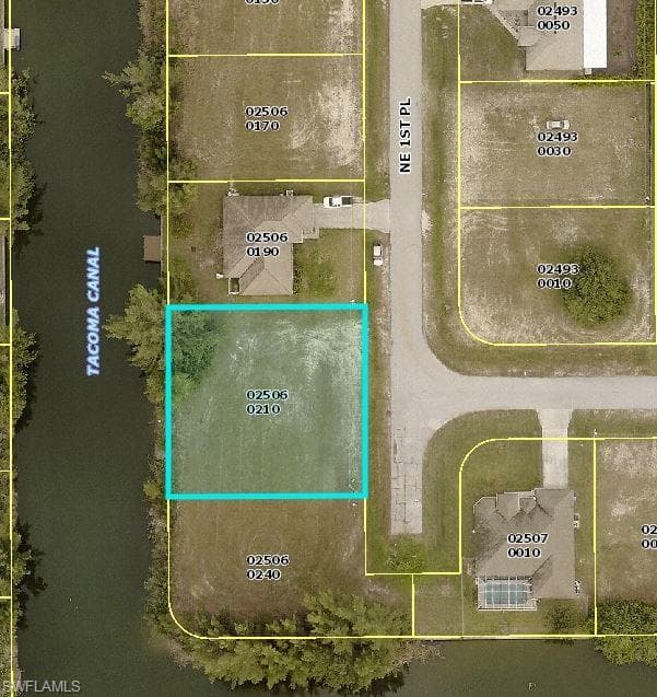1806 NE 1st PL CAPE CORAL, FL 33909