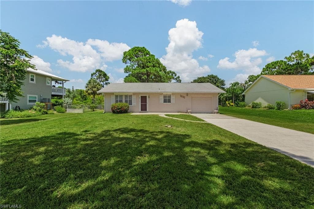 3692 Tropical Point DR ST. JAMES CITY, FL 33956