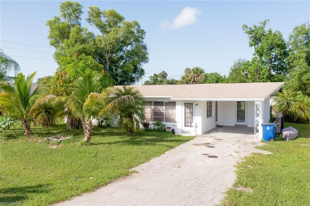 18566 Dogwood RD FORT MYERS, FL 33967
