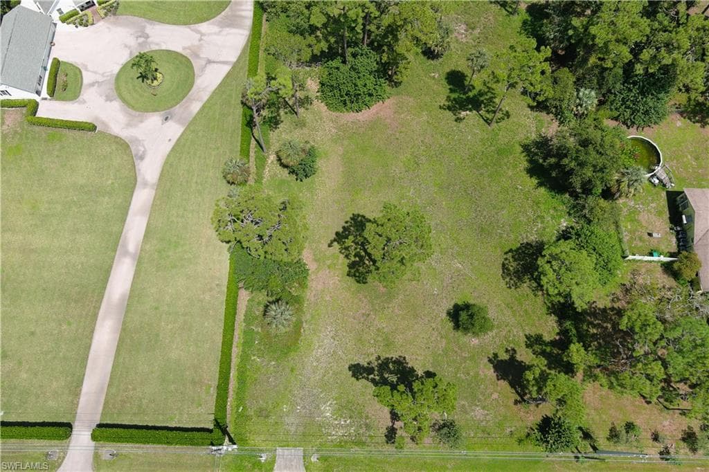 Oakes BLVD NAPLES, FL 34119