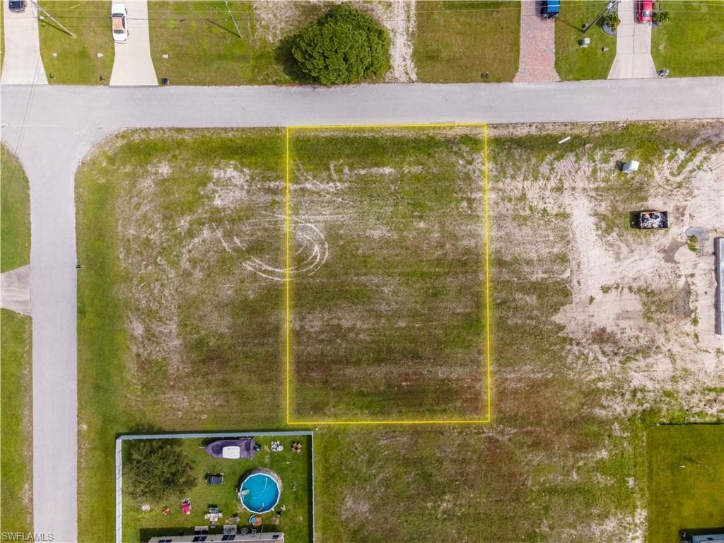 1806 NW 20th ST CAPE CORAL, FL 33993