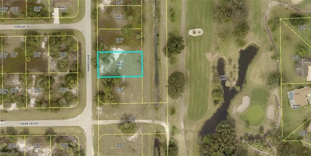371 Ranier AVE LEHIGH ACRES, FL 33974