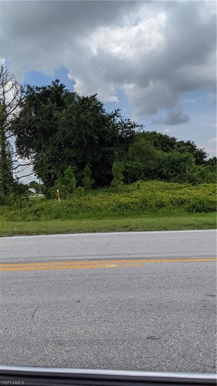 761 Bell BLVD S LEHIGH ACRES, FL 33974