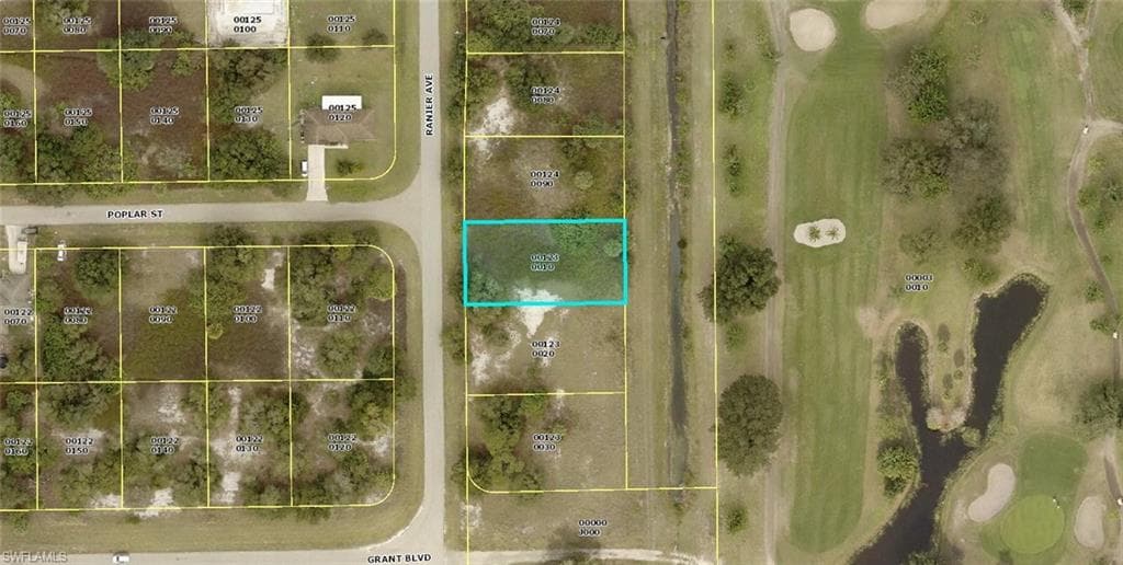 369 Ranier AVE LEHIGH ACRES, FL 33974