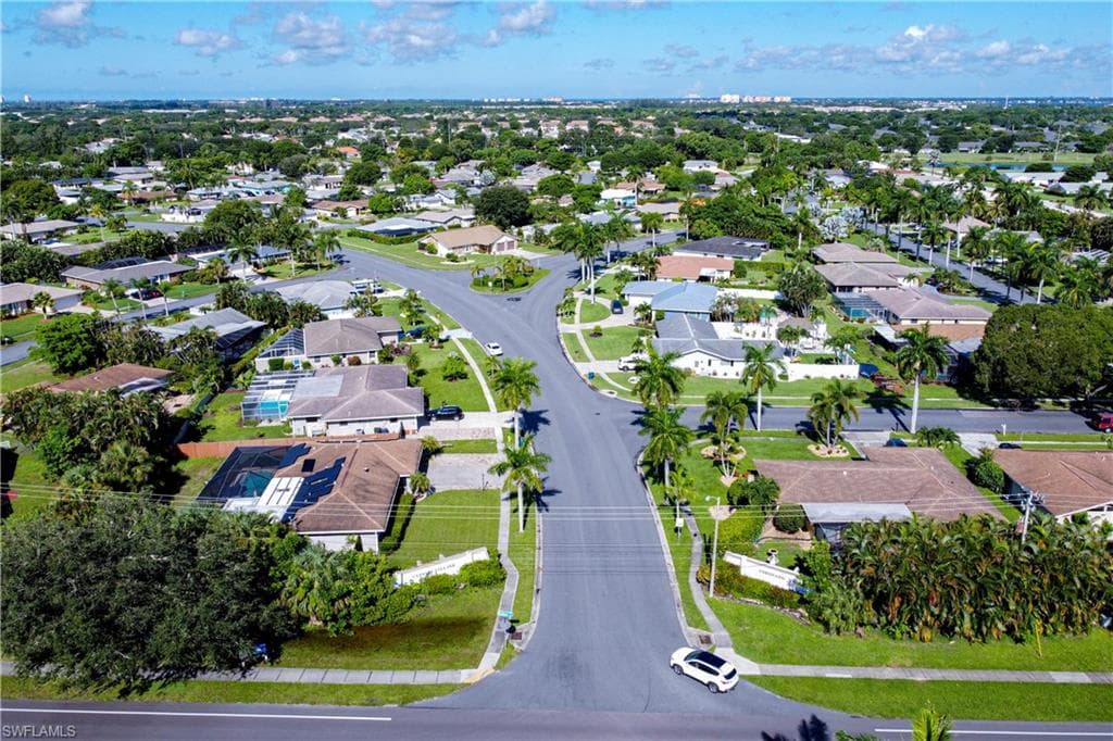1490 Cranville SQ FORT MYERS, FL 33919