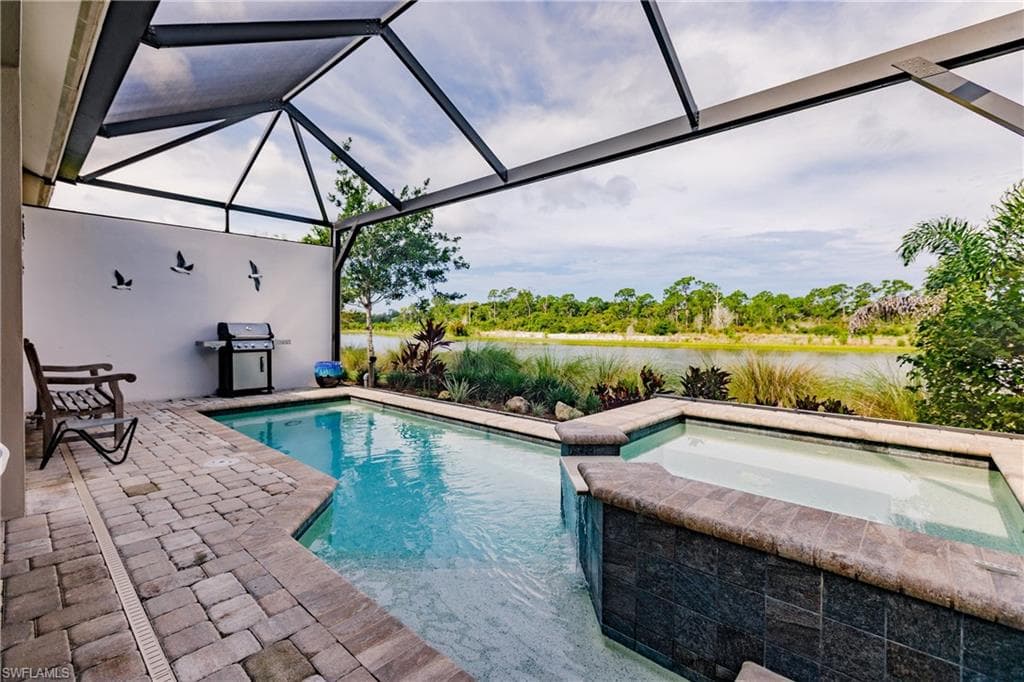 6860 Bequia WAY NAPLES, FL 34113