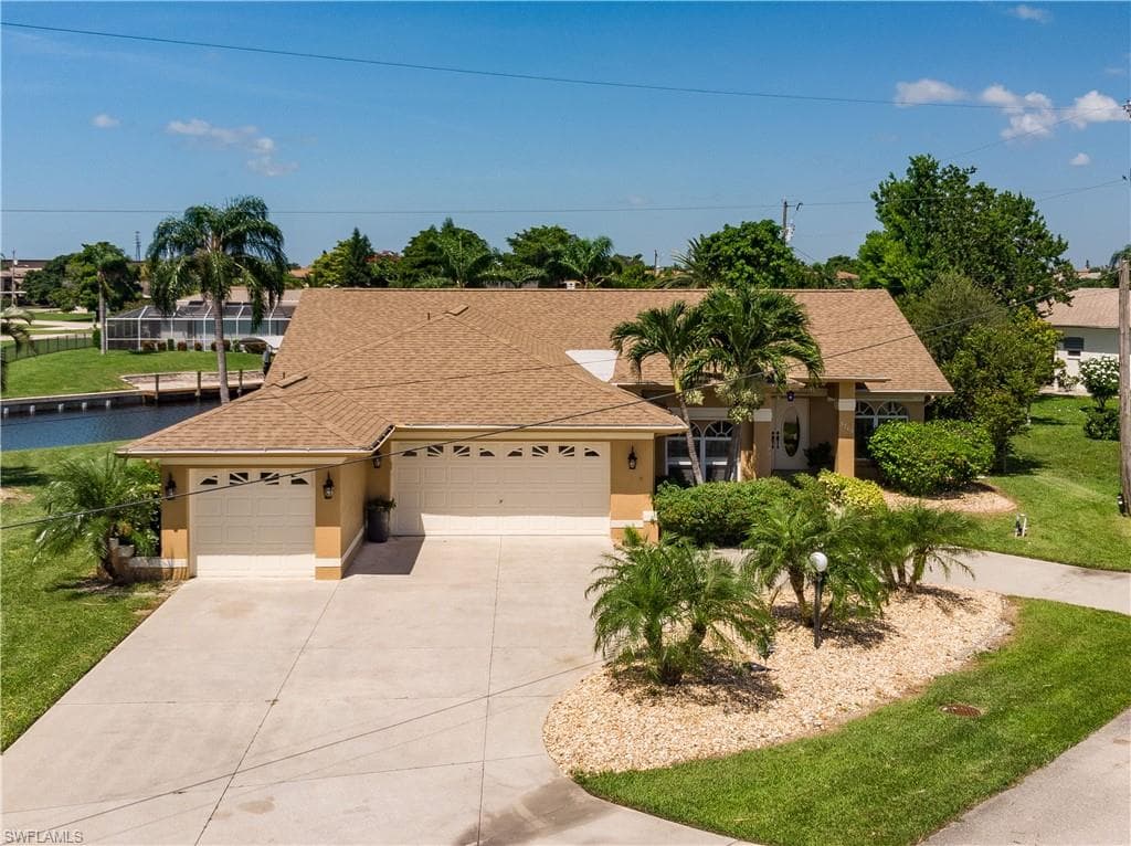 3706 SE 12th CT CAPE CORAL, FL 33904