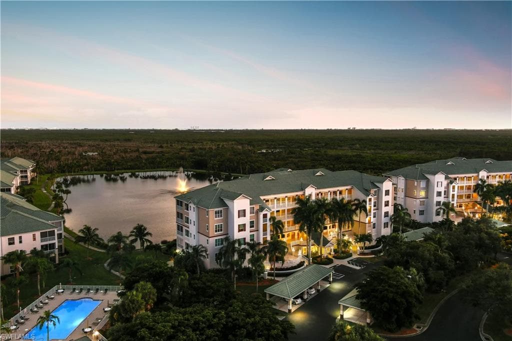 9101 Southmont CV 406 FORT MYERS, FL 33908