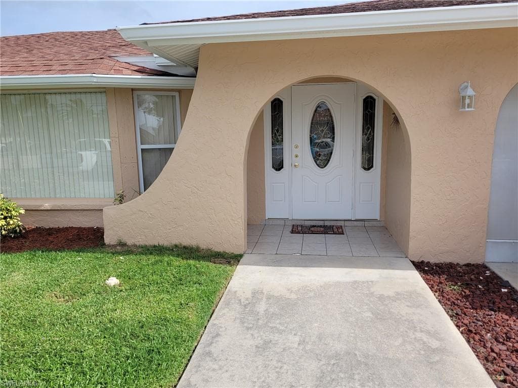 1901 Savona PKY CAPE CORAL, FL 33904