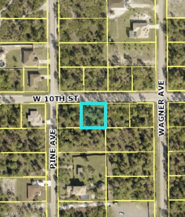 2005 10th ST LEHIGH ACRES, FL 33972