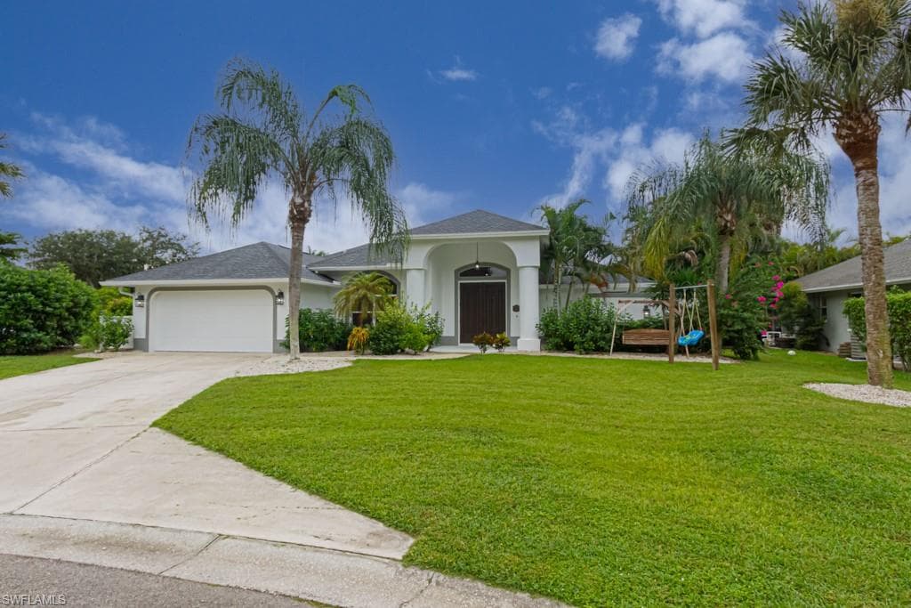 120 Heritage WAY NAPLES, FL 34110