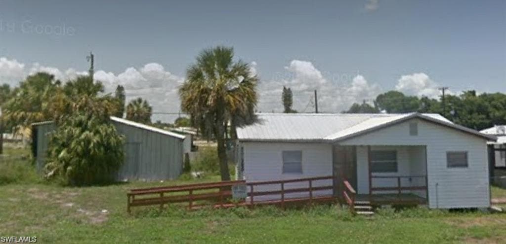 229 Avenue H NW MOORE HAVEN, FL 33471