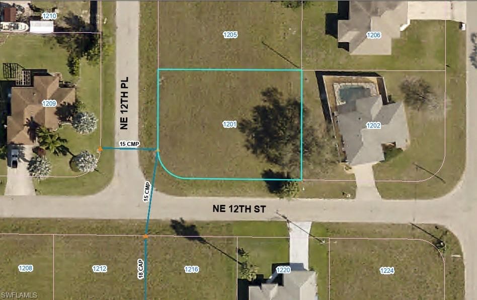1201 NE 12th PL CAPE CORAL, FL 33909