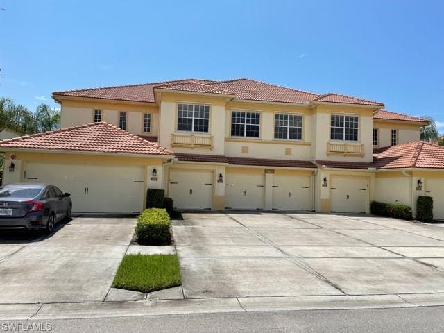 7865 Clemson ST #201 NAPLES, FL 34104