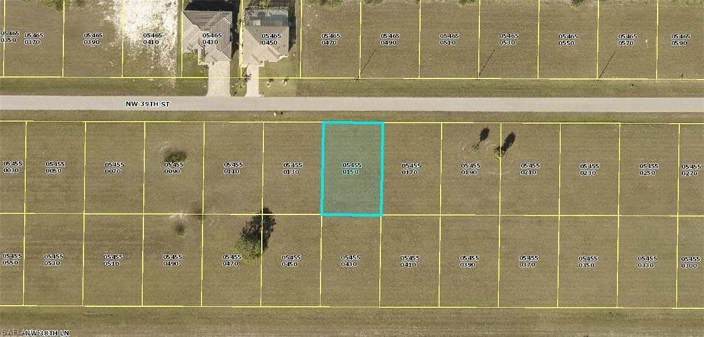 4114 NW 39th ST CAPE CORAL, FL 33993