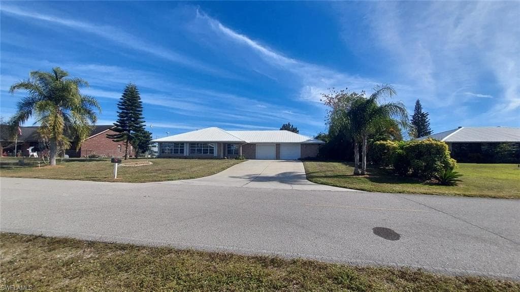 1157 River RD MOORE HAVEN, FL 33471