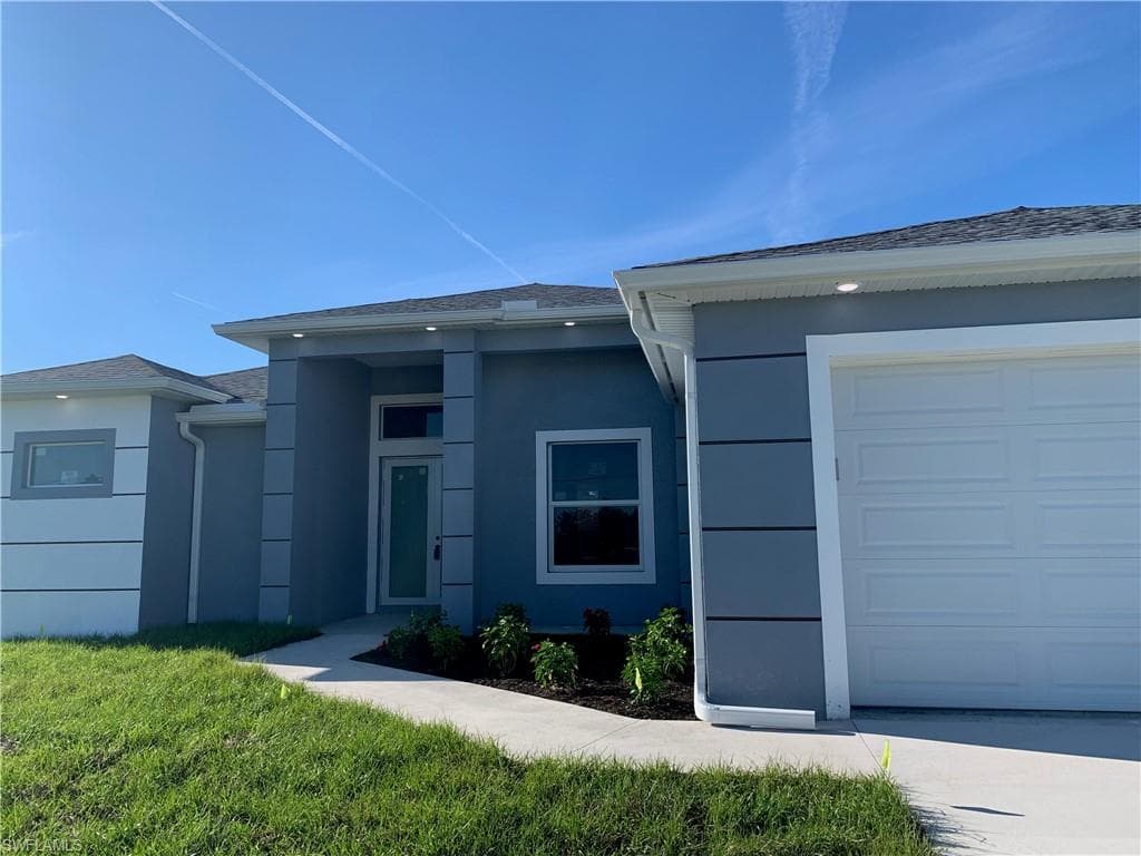 2413 Conway AVE N LEHIGH ACRES, FL 33971