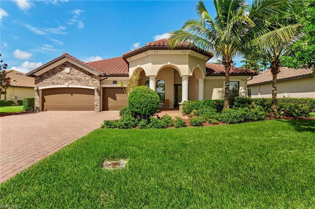 28644 Lisburn CT BONITA SPRINGS, FL 34135