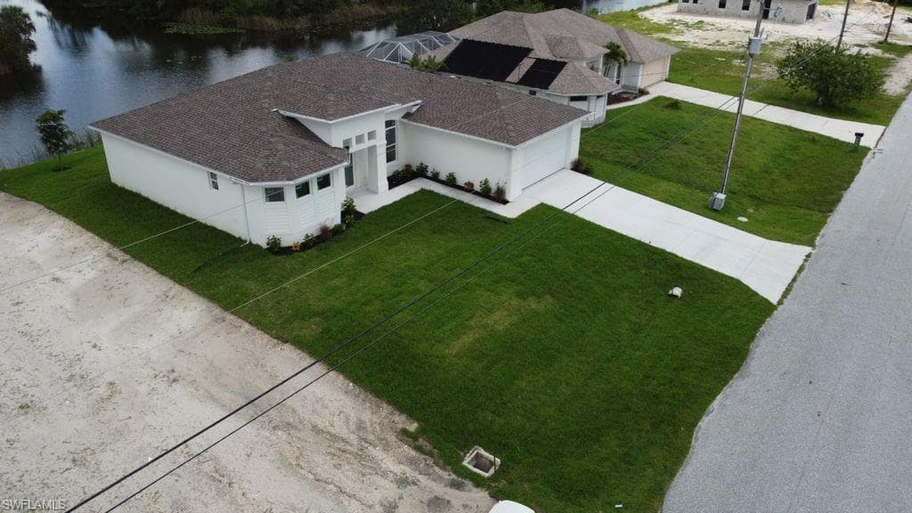 515 NE 19th TER CAPE CORAL, FL 33909