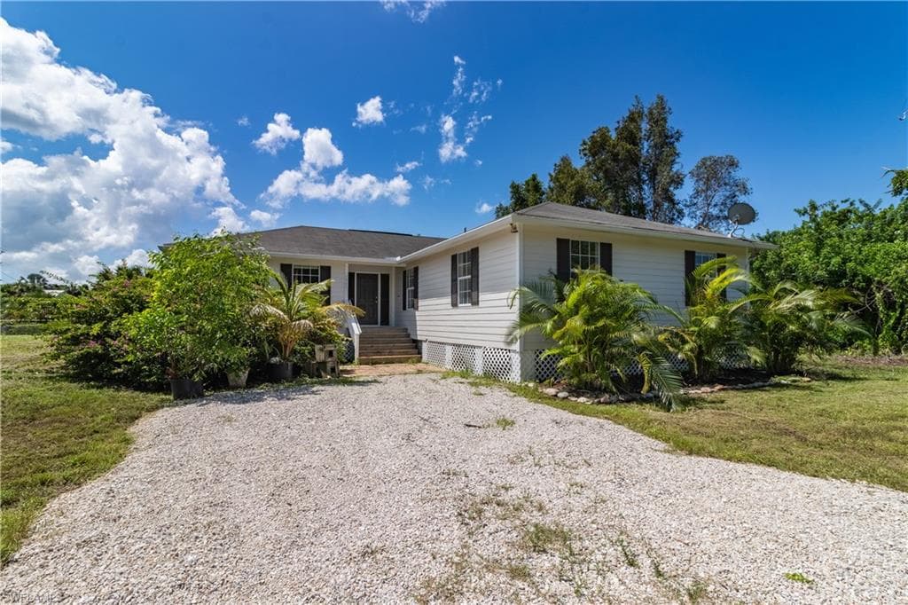 7309 Kreamers DR BOKEELIA, FL 33922