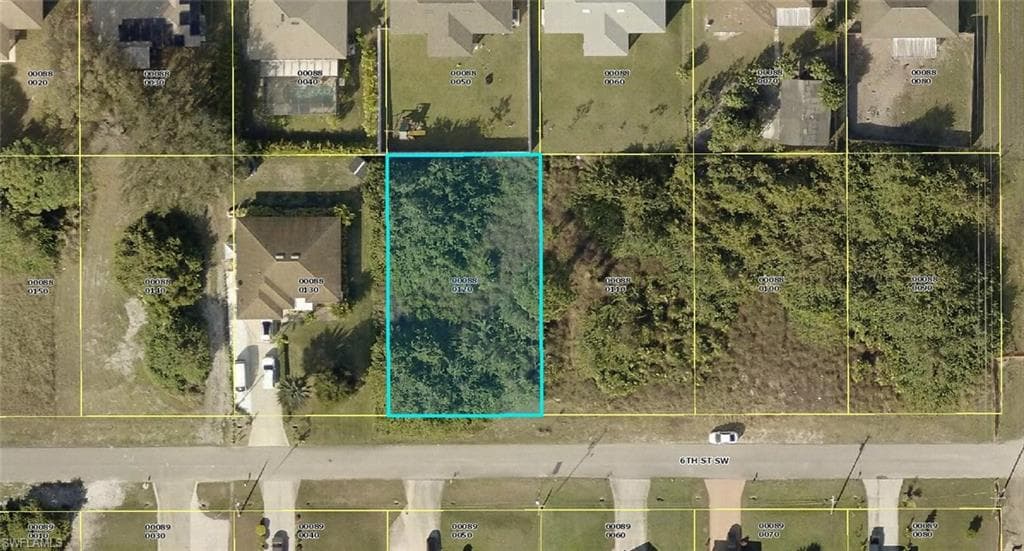 3106 6th ST SW LEHIGH ACRES, FL 33976
