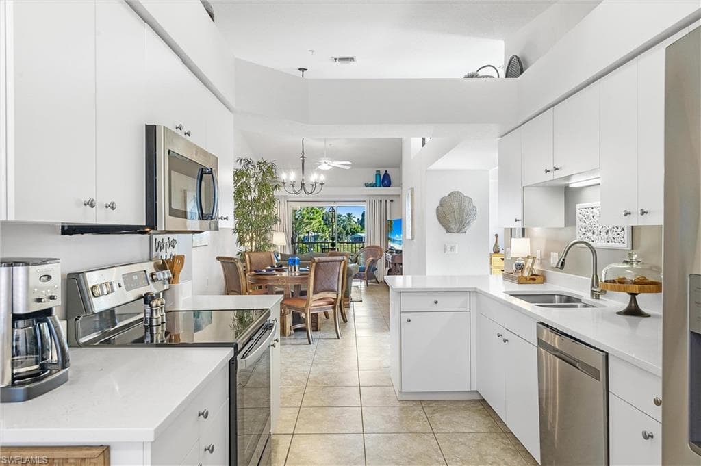 26691 Rosewood Pointe DR 205 BONITA SPRINGS, FL 34135
