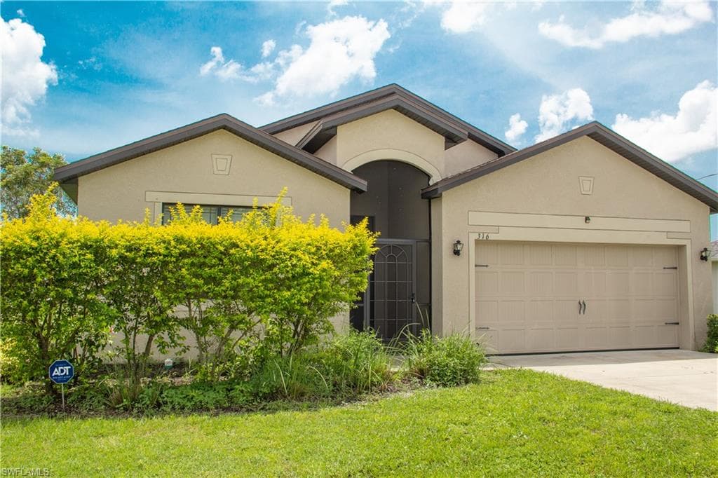 316 Trafalgar PKY CAPE CORAL, FL 33991