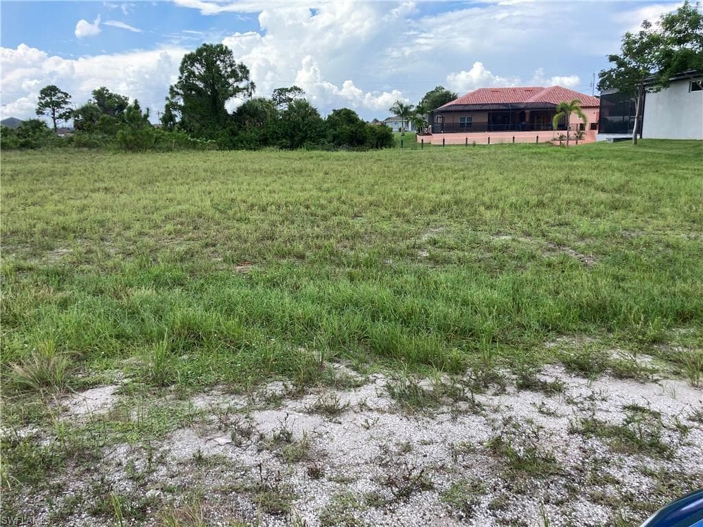 3310 NW 18th ST CAPE CORAL, FL 33993