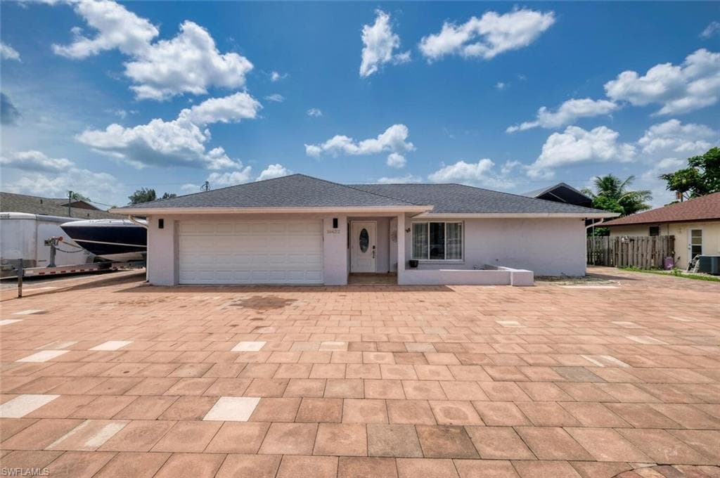 18432 Holly RD FORT MYERS, FL 33967