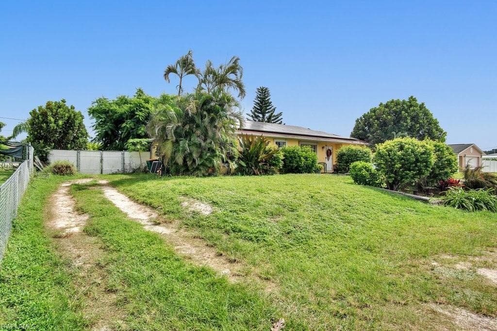 5225 19th AVE SW NAPLES, FL 34116