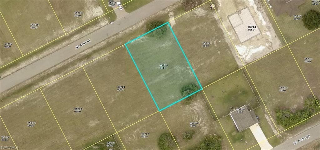 1240 NE 41st ST CAPE CORAL, FL 33909
