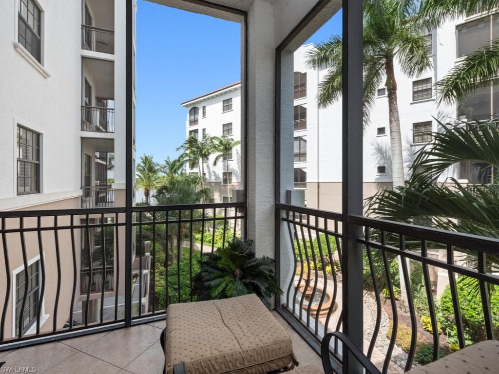 10731 Mirasol DR 301 MIROMAR LAKES, FL 33913