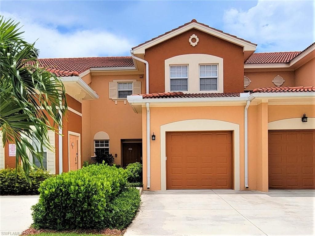 10046 Via Colomba CIR 105 FORT MYERS, FL 33966