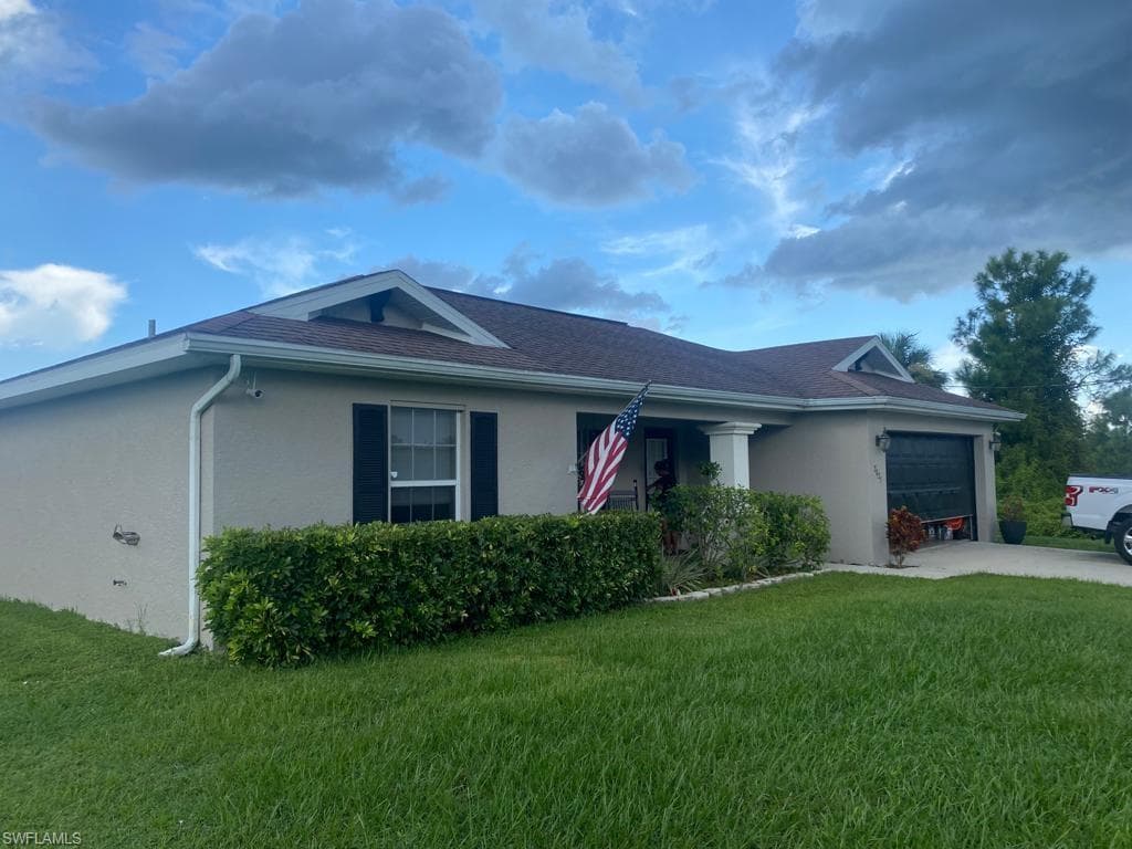 3025 32nd ST SW LEHIGH ACRES, FL 33976