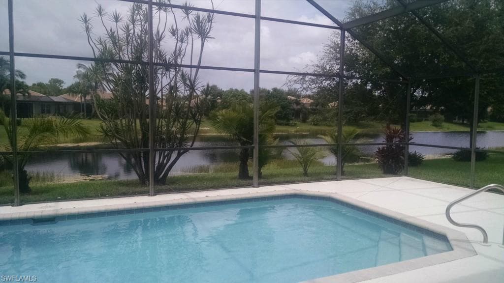 6486 Autumn Woods BLVD NAPLES, FL 34109
